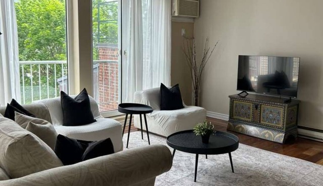 2BR Historic Luxury Retreat in the Heart of Golden Square Mile Downtown Montreal