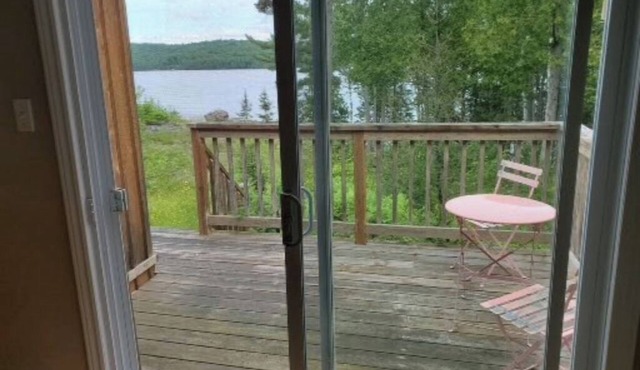 3 Bedroom 1.5 Bathroom Lakefront cottage. 270 ft. water line. Very private.