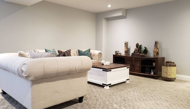 3 Bedroom Luxury Detached House in Elora
