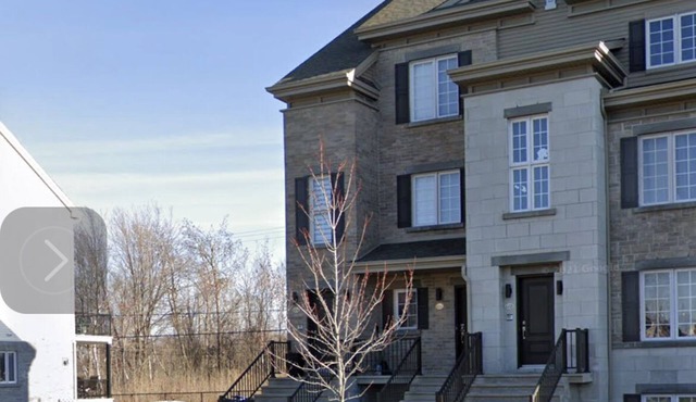 3 bedrooms beautiful condo Mascouche