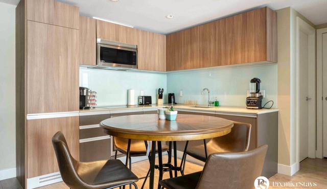 31st FLoor | Gym | Pet Friendly | Heated Parking