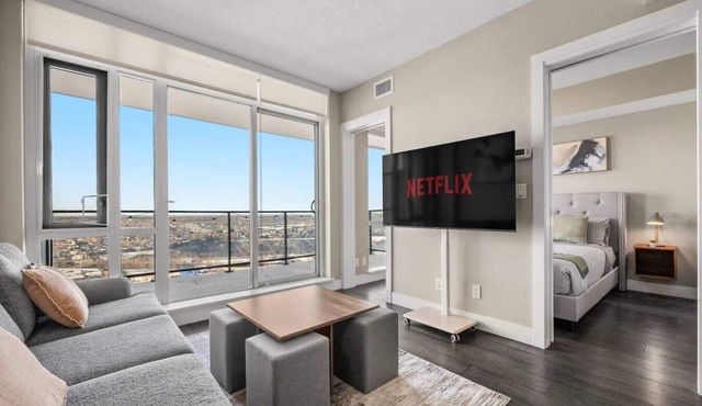 32nd FLoor | Gym | Pet Friendly | Heated Parking
