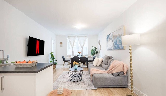 3BR Concordia Retreat – Comfortable Beds & Parking
