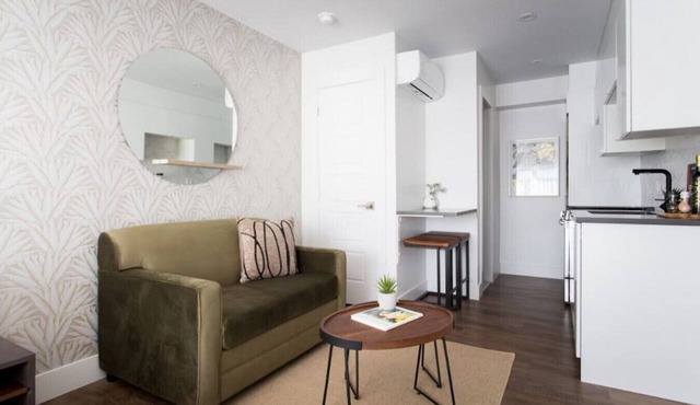 6768 - 202 · Amazing mini studio with full kitchen by Denstays