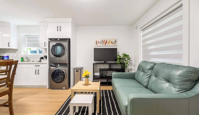 A cozy and stylish 2-bedroom retreat