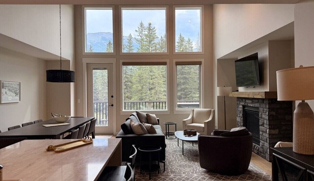 All Yours | Luxury Home and Hot Tub