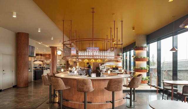 Alt Hotel Ottawa Airport