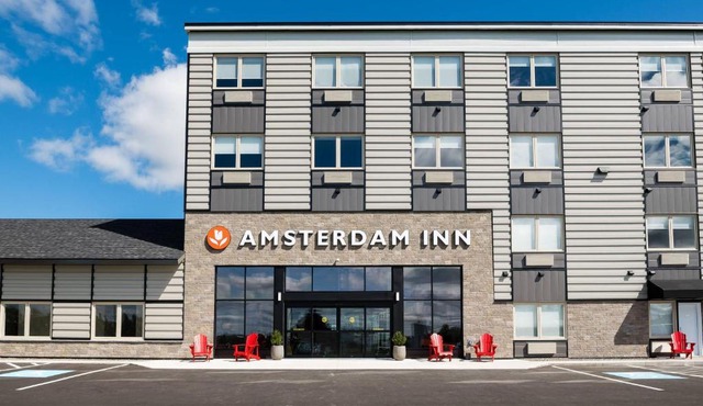 Amsterdam Inn & Suites, an Ascend Collection Hotel