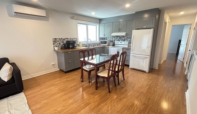 Apartment with a Balcony. Free Parking.