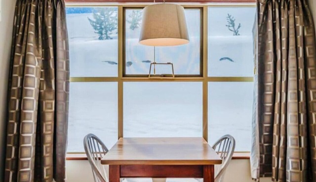 Apex Mountain ~ Clementine Studio