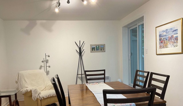 Appartement lumineux au cœur des Laurentides idéal pour amateurs de plein air