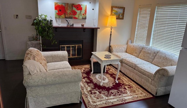 As You Wish Suites & Rooms Near YVR with Parking