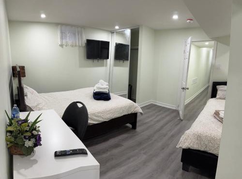 B02 luxurious suite