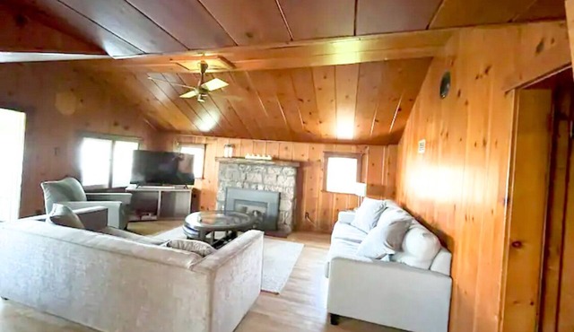 Beautiful 3 bedroom cottage on Chemong Lake with 100 ft of sandy waterfront.
