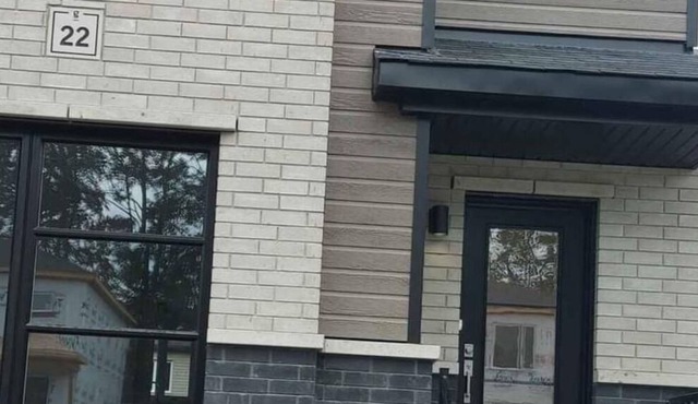 Beautiful apartment ,very quiet environment, close to everything Mont-Tremblant
