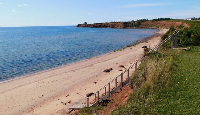Beautiful cottage on tranquil beach in Prince Edward Island