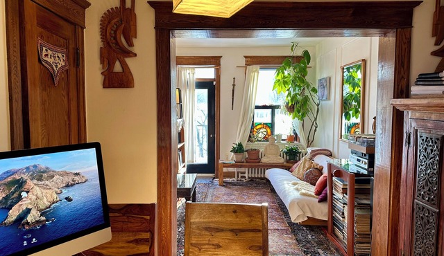 Beautiful & sunny 1Bd apartment facing the mountain 2.5-month sublet