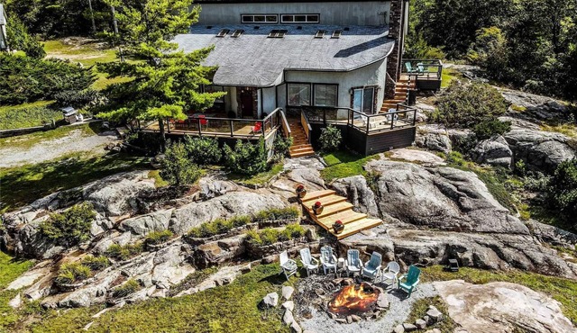 Beautiful Waterfront Retreat On Georgian Bay