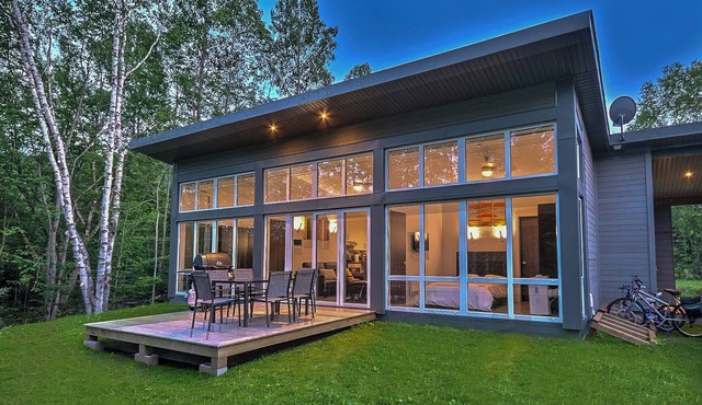 Bel Air Tremblant CLAIR DE LUNE : 2 CHAMBRES, JACUZZI PRIVÉ