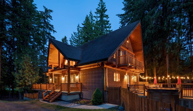 Best family vacation rental in Shuswap!