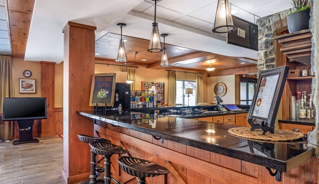 Best Western Plus Intercourse Village Inn & Suites
