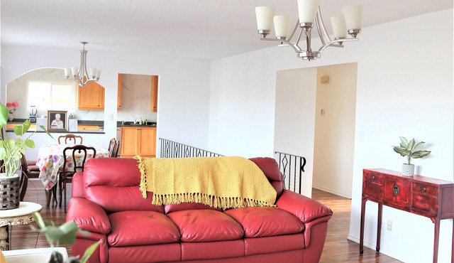 Big Ocean Breeze House close to Park and University