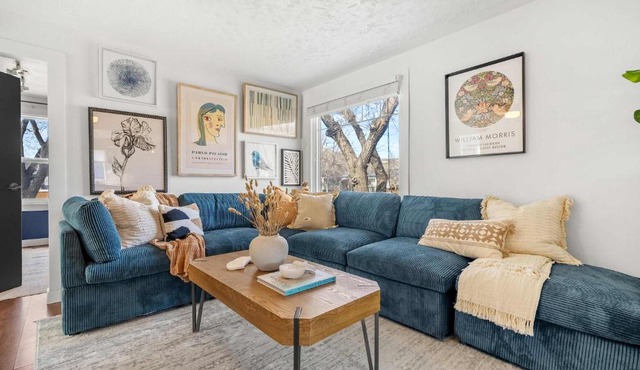 Bluebird 3 Bedroom Home in the Heart of Drumheller