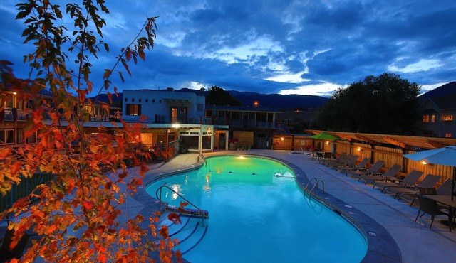Bowmont Motel