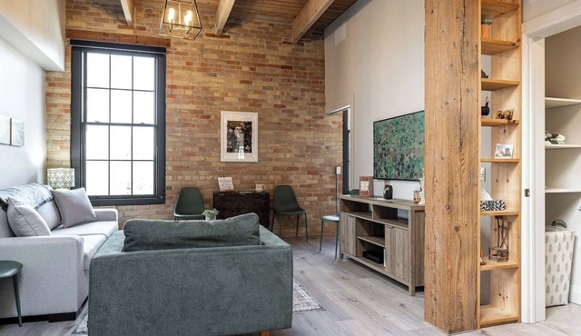 Bradshaw Lofts: Borealis