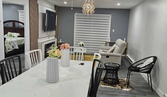 Brand-new 2-bedroom apartments in a strategic location close to all amenities.