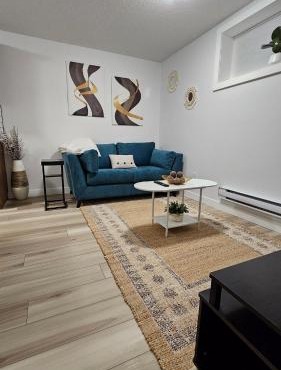 Brand New Stylish Heartland Suite!