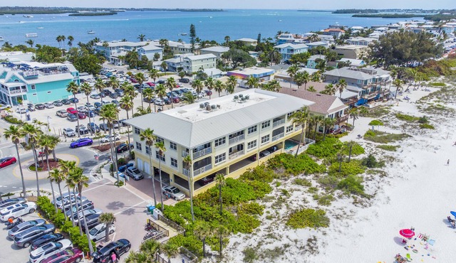 Breakers 4 at Sandcastle · Gulf & Bridge St Views · Sleeps 8