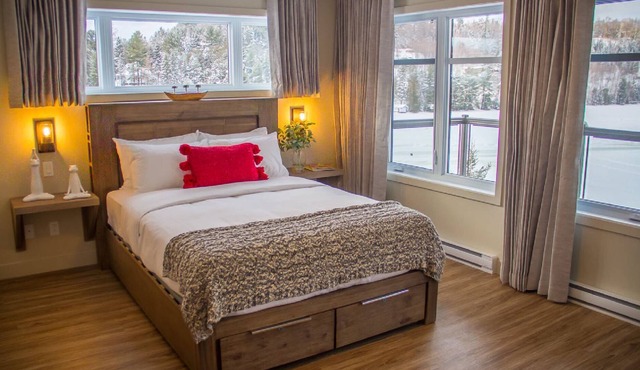 The Viking Resort & Marina is a resort located in the Laurentians region.