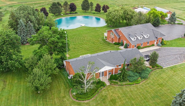 Calm & Cozy Vacation Paradise, Luxurious Countryside Retreat!