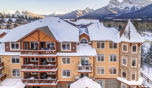 Canmore 2BR Suite | Top Floor + Mountain Views