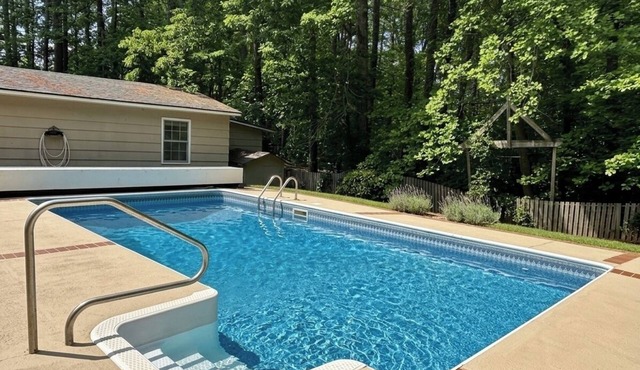 Cary Canopy - Pet-Friendly 4,000 Sq Ft Retreat w/Pool, Game Room, Sleeps 12