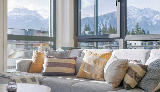 Cedar Vista - condo with stunning mountain views