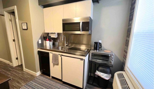 Central Farmhouse-Style Micro Apartment