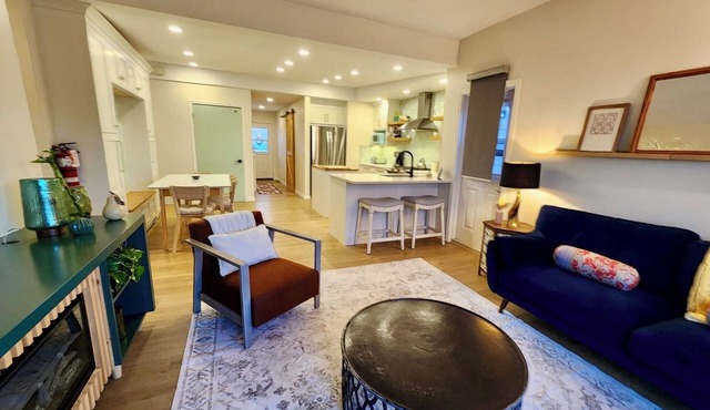 Central, Private, Family- and Pet-friendly Home in Calgary