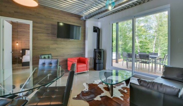 Chalet at Bel Air Tremblant Ideal for a family (4 children) Private Jacuzzi Bbq