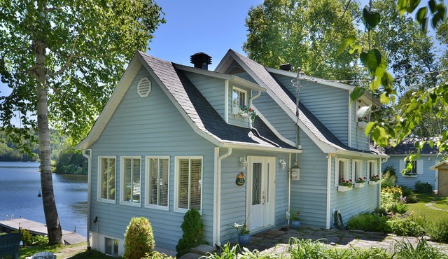 Chalet Le Geai Bleu - Laurentides - Minerve - Bord de l'eau