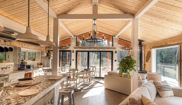 Chalet Makabane
