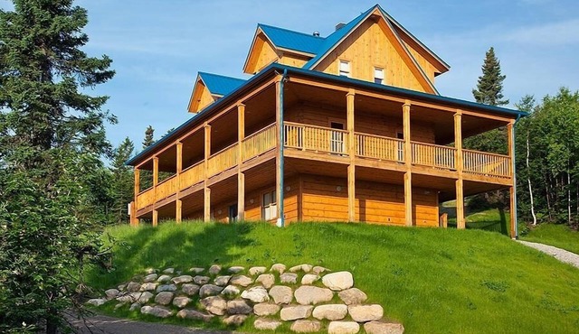 Charlevoix Four Season Paradise on top of the world!