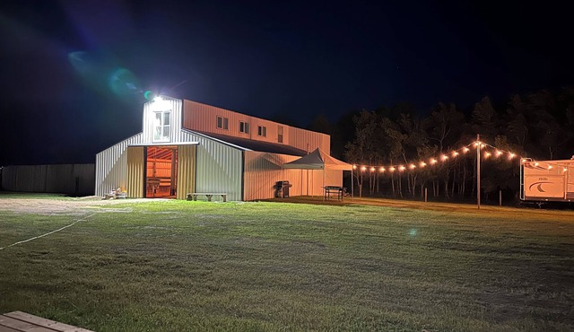 Charming barn loft on Qu'Appelle area farm with AC