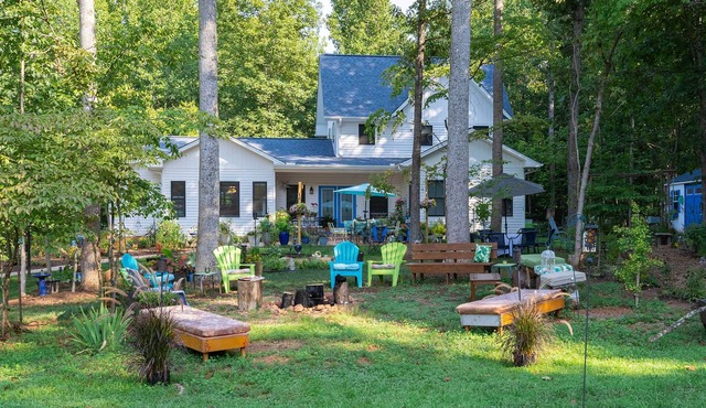 Charming Charlottesville Apt w/Outdoor Space!