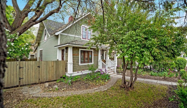 Charming Heritage Home Downtown Kelowna