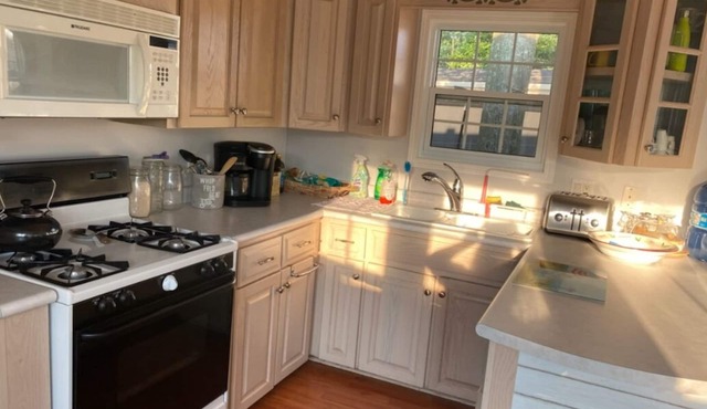 Charming trailer at sherkston shores resort for a fun filled and relaxing stay.