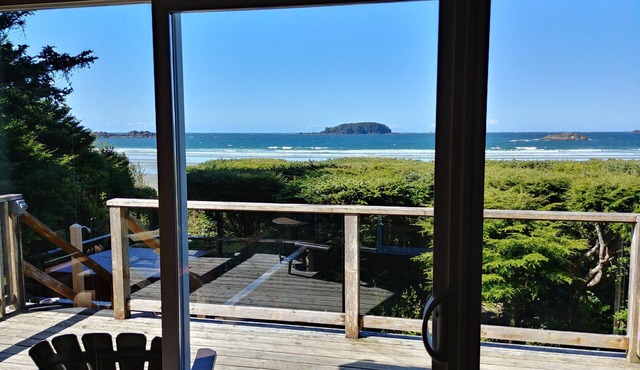 Chesterman Beachfront House, spectacular views on the beach