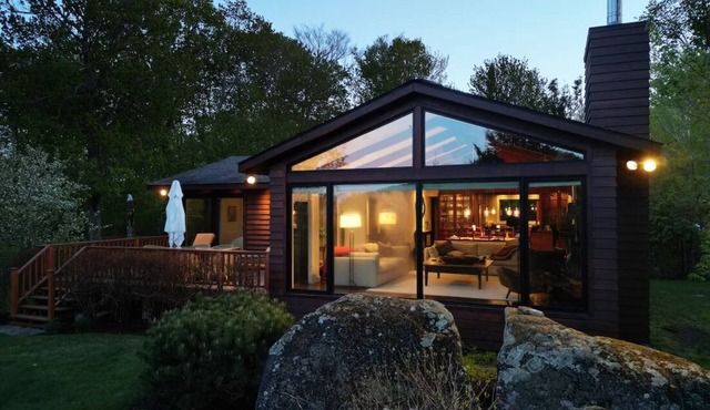 Chic designer ski chalet /kid friendly high end retreat, great for remote workn