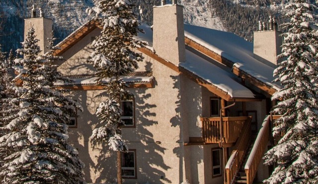 Christmas Ski in the Canadian Rockies Dec 17-24